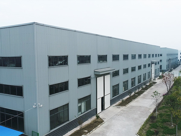 揚(yáng)子江工廠外貌